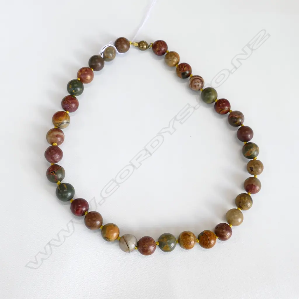 VINTAGE JASPER BEAD NECKLACE VARIOUS TONES Image 1++