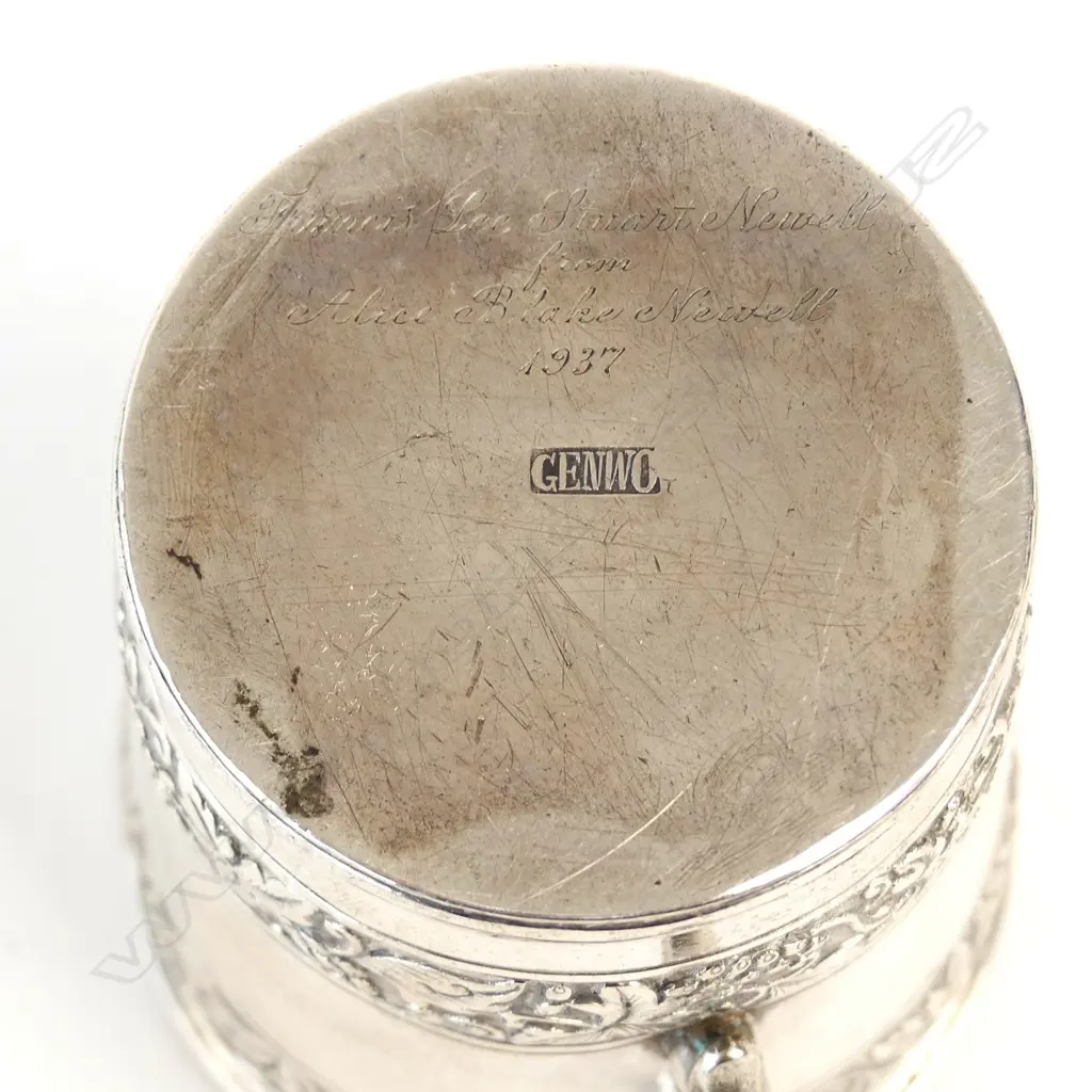 A19thC Chinese silver mug Image 1++