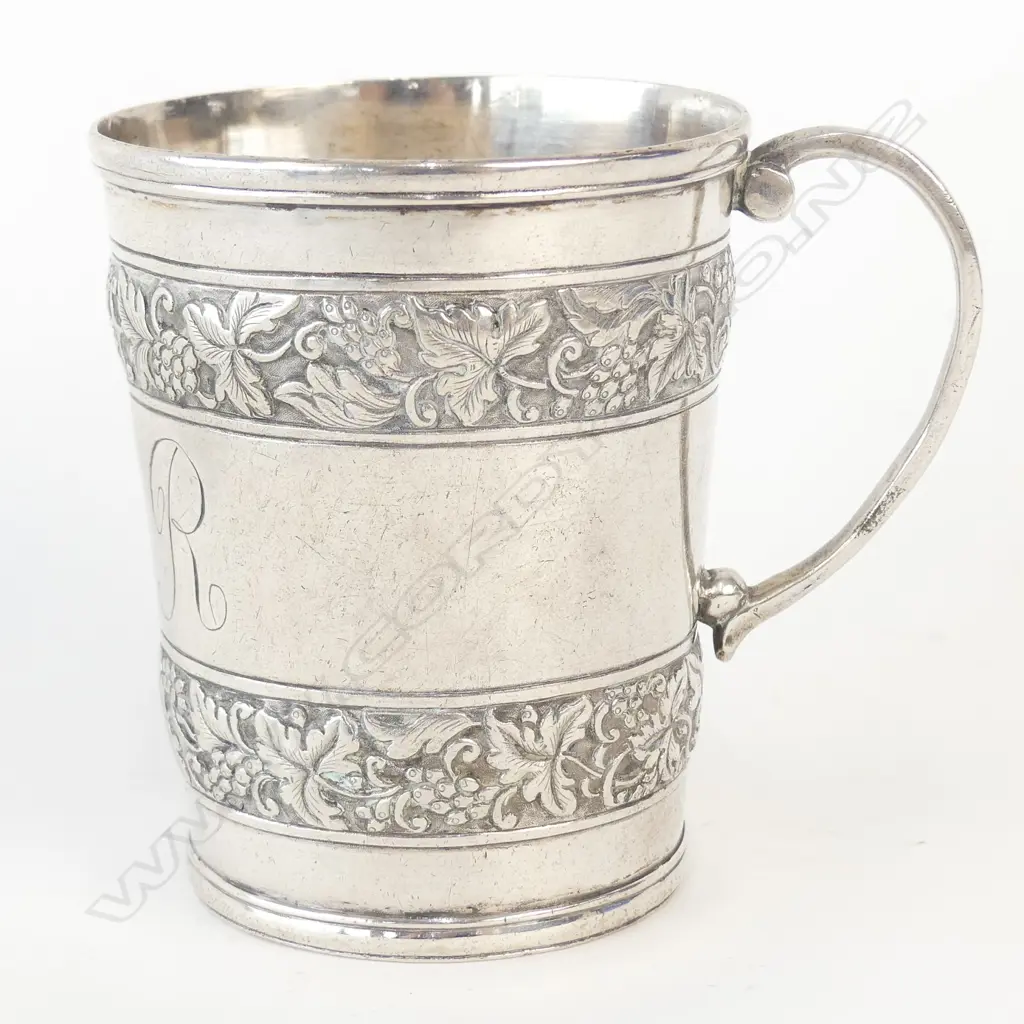 A19thC Chinese silver mug Image 1++