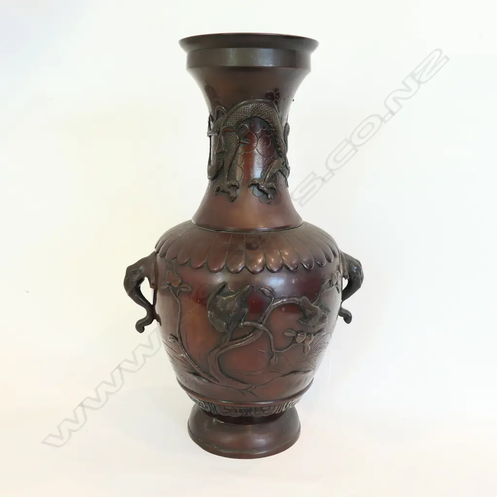 JAPANESE BRONZE VASE 400MM H Image 1++