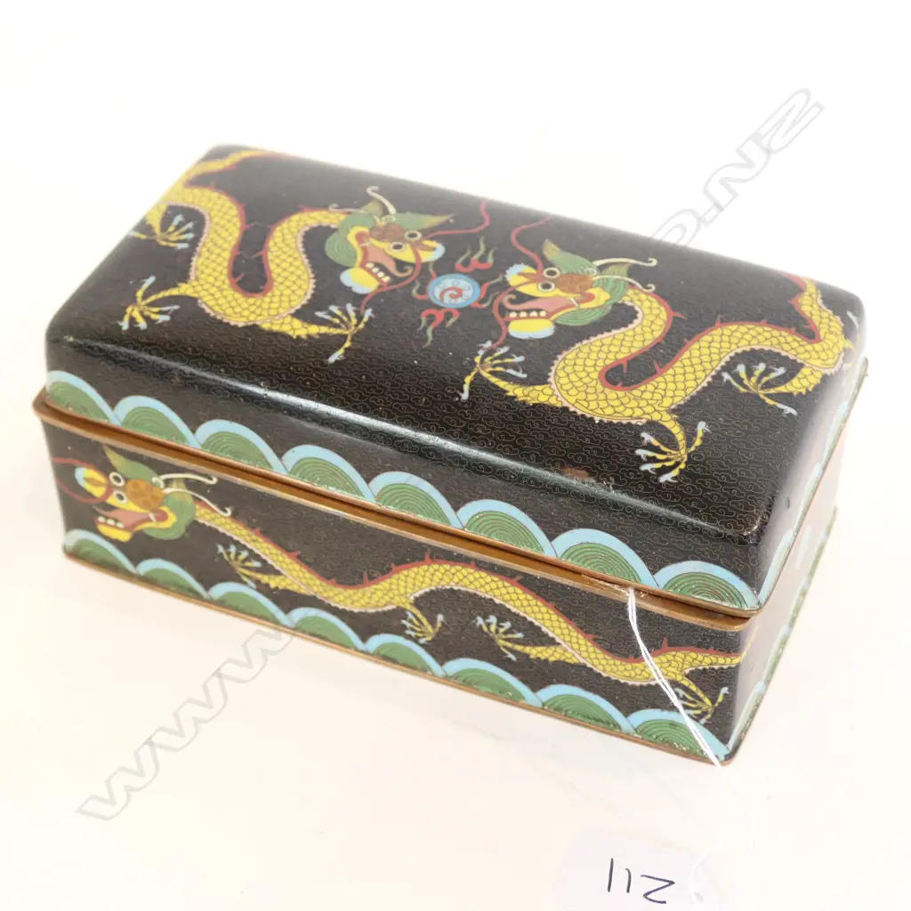 c1900 CHINESE CLOISONNE LIDDED BOX Image 1++