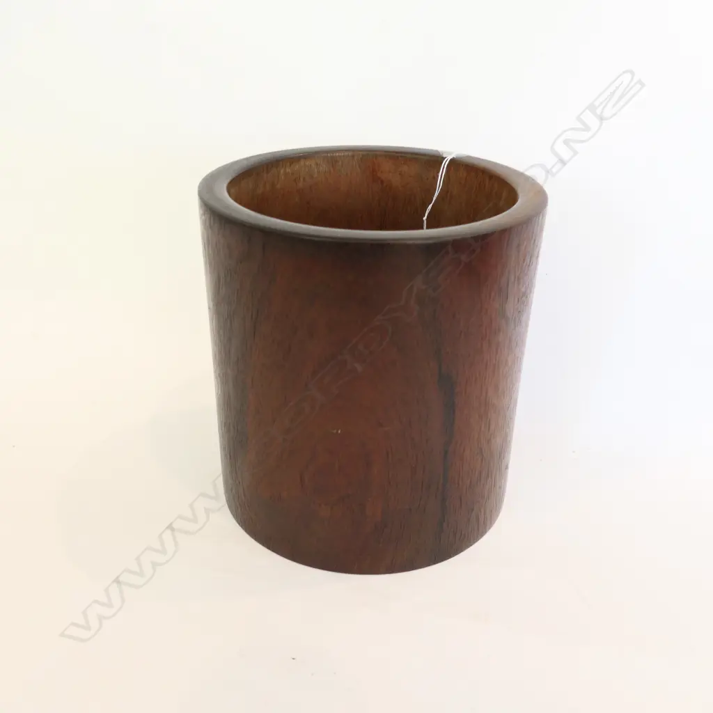 A large Chinese rosewood brush pot Image 1++