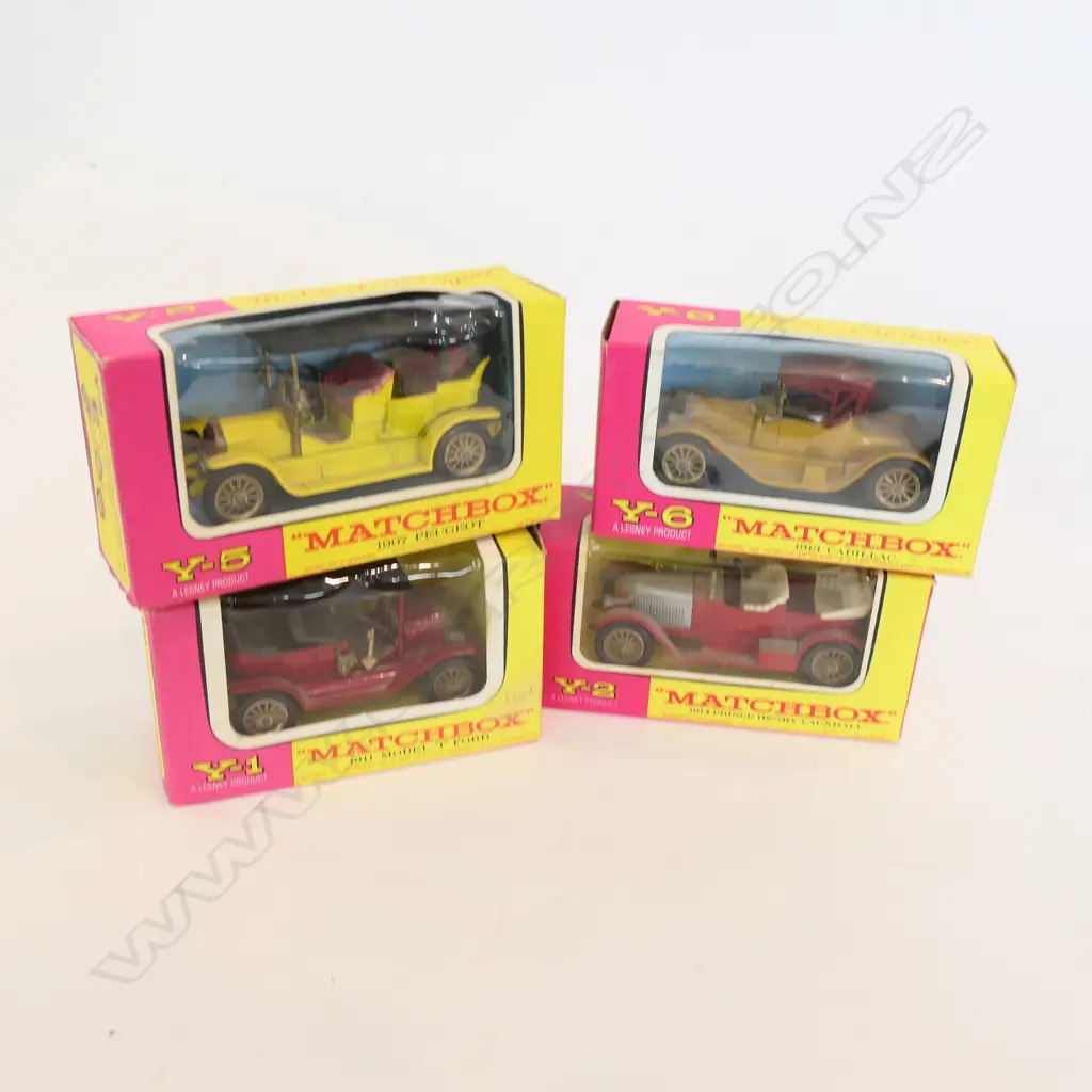 4 MATCHBOX "MODELS OF YESTERYEAR" PINK & YELLOW WINDOW BOXES Image 1++