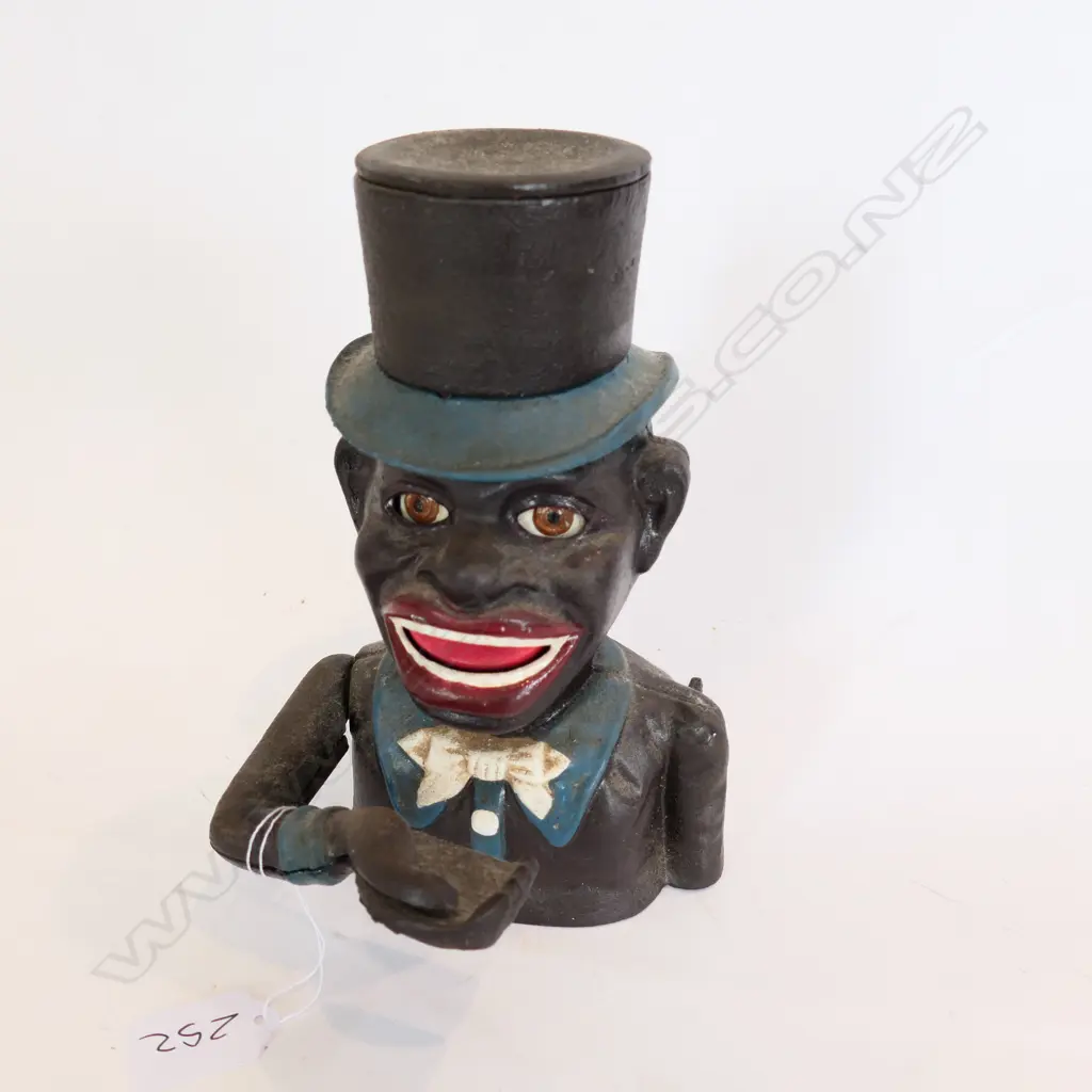 GREEDY BOY WITH TOP HAT MONEY BOX 200MM H Image 1++