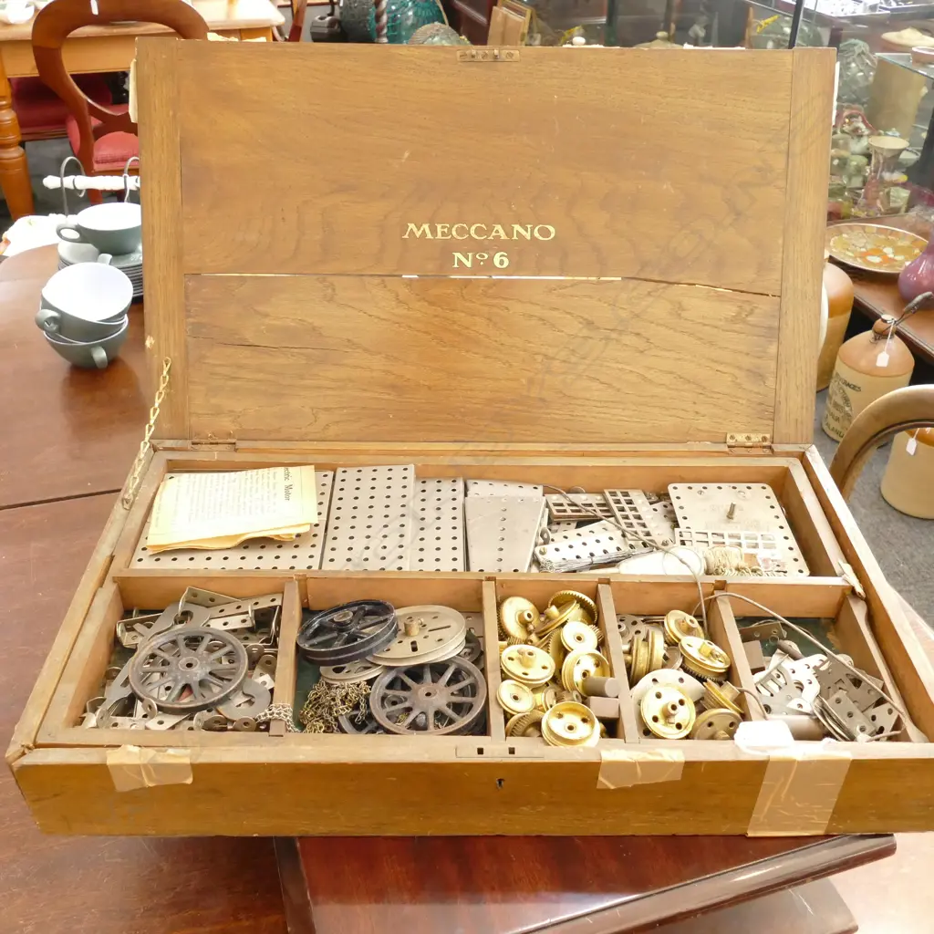 MECCANO No.6 SET IN ORIGIANL NAMED OAK BOX...  Image 1++