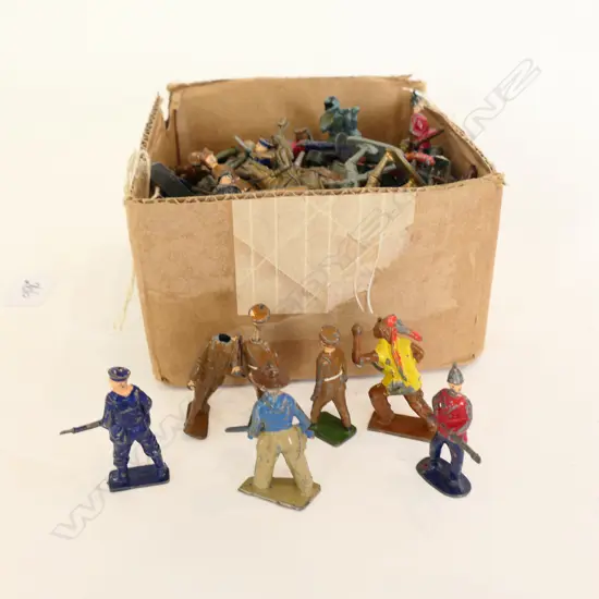 LOT ASSORTED TIN TOYS INCL SOLDIERS ETC