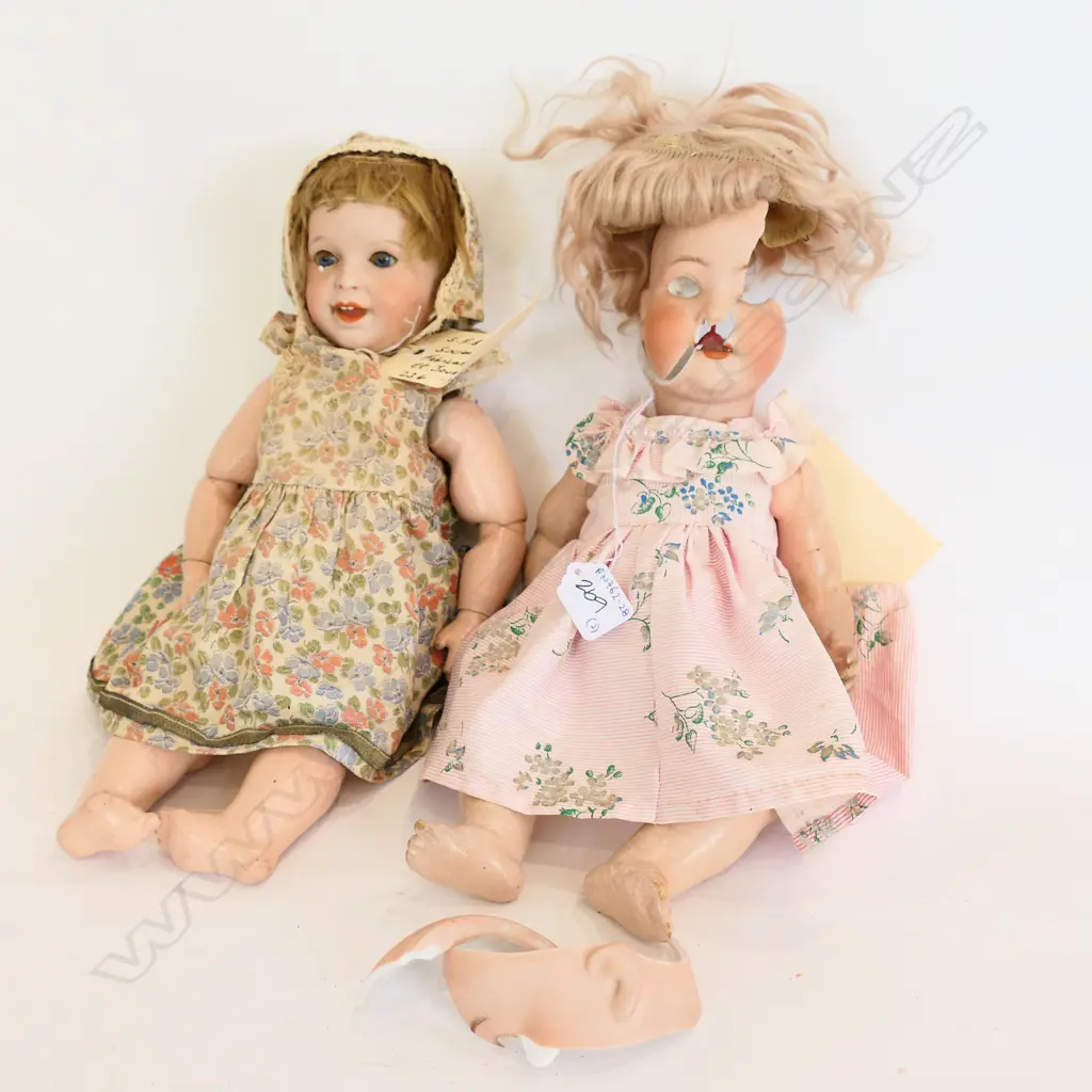 TWO ANTIQUE PORCELAIN DOLLS SFBJ  ...a.f Image 1++