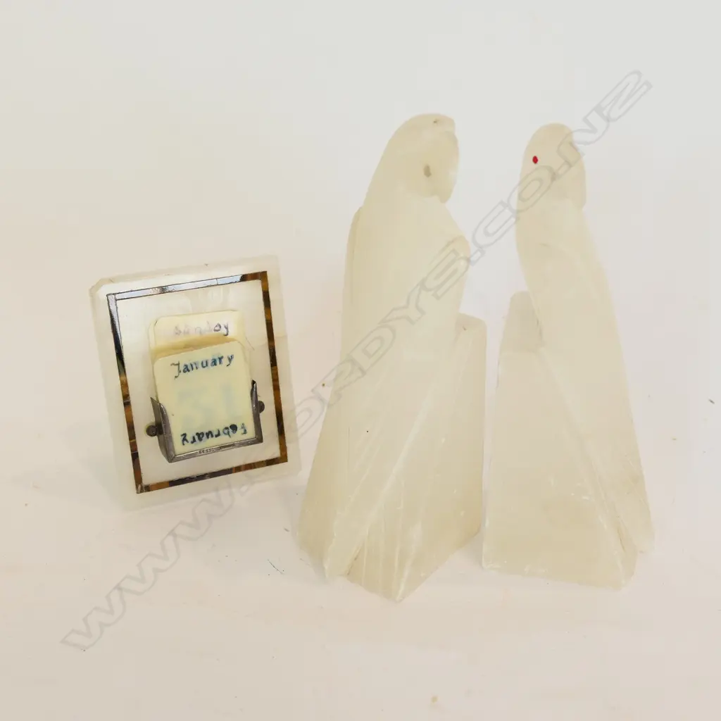 3 SOAPSTONE ITEMS; PR PARROT BOOKENDS AND CALENDAR Image 1++