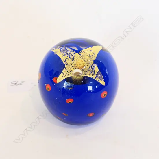 GARY NASH SIGNED PAPERWEIGHT 90MM H