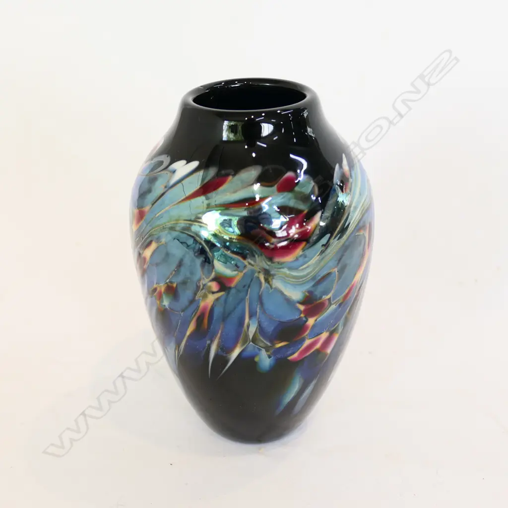 GARY NASH SIGNED STUDIO VASE 1994 150MM H Image 1++