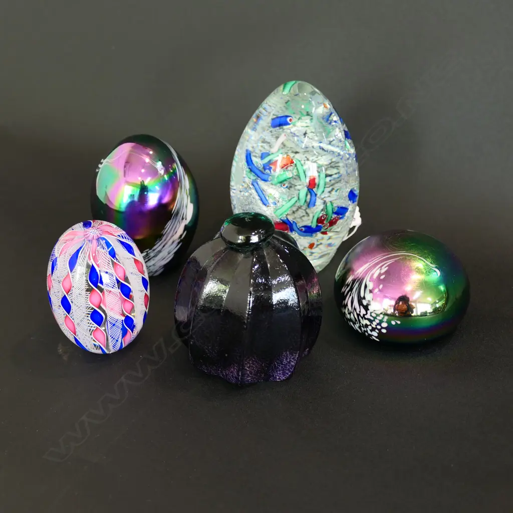 5 ART GLASS PAPERWEIGHTS  Image 1++