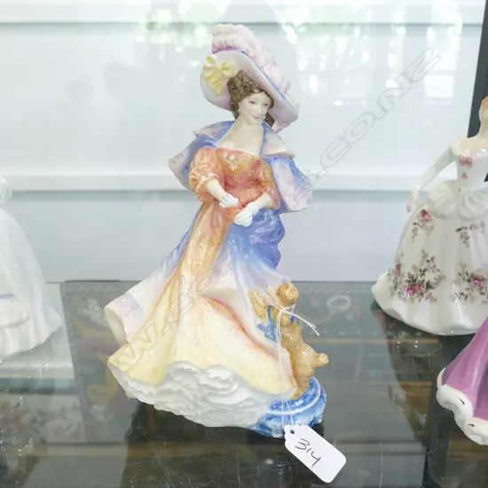 ROYAL DOULTON FIGURINE KATHERIN 230MM H BOXED