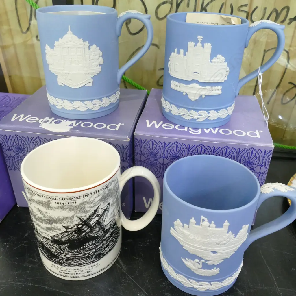 FOUR WEDGWOOD MUGS, BOXED Image 1++