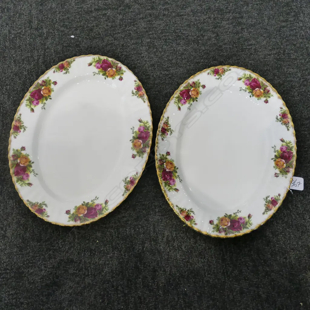 TWO R/ALBERT OLD COUNTRY ROSES ASHETTES, 330 X 255MM Image 1++