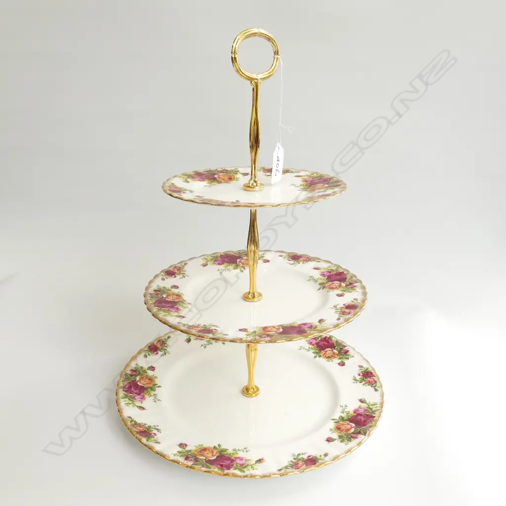 R/ALBERT OLD COUNTRY ROSES 3-TIER CAKE STAND Image 1++