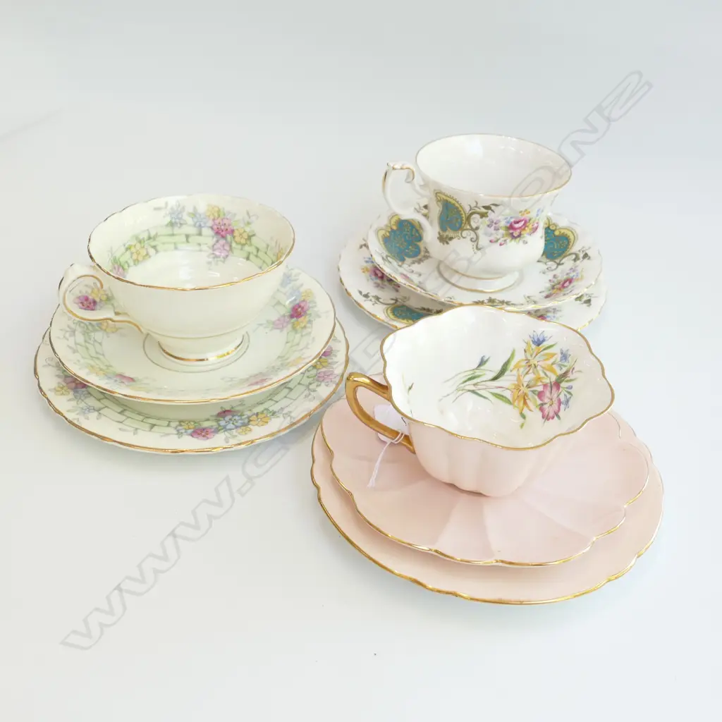 3 TRIOS INCL. SHELLEY Image 1++