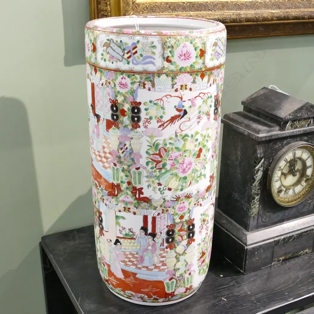 ORIENTAL UMBRELLA STAND 460MM H Image 1++