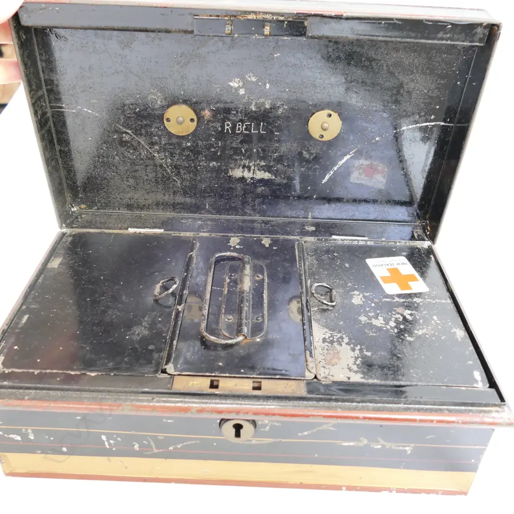 VICTORIAN METAL MONEY SAFE BOX 280MM L Image 1++