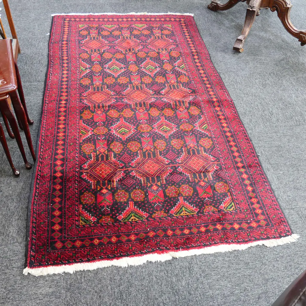 TRIBAL RUG Image 1++