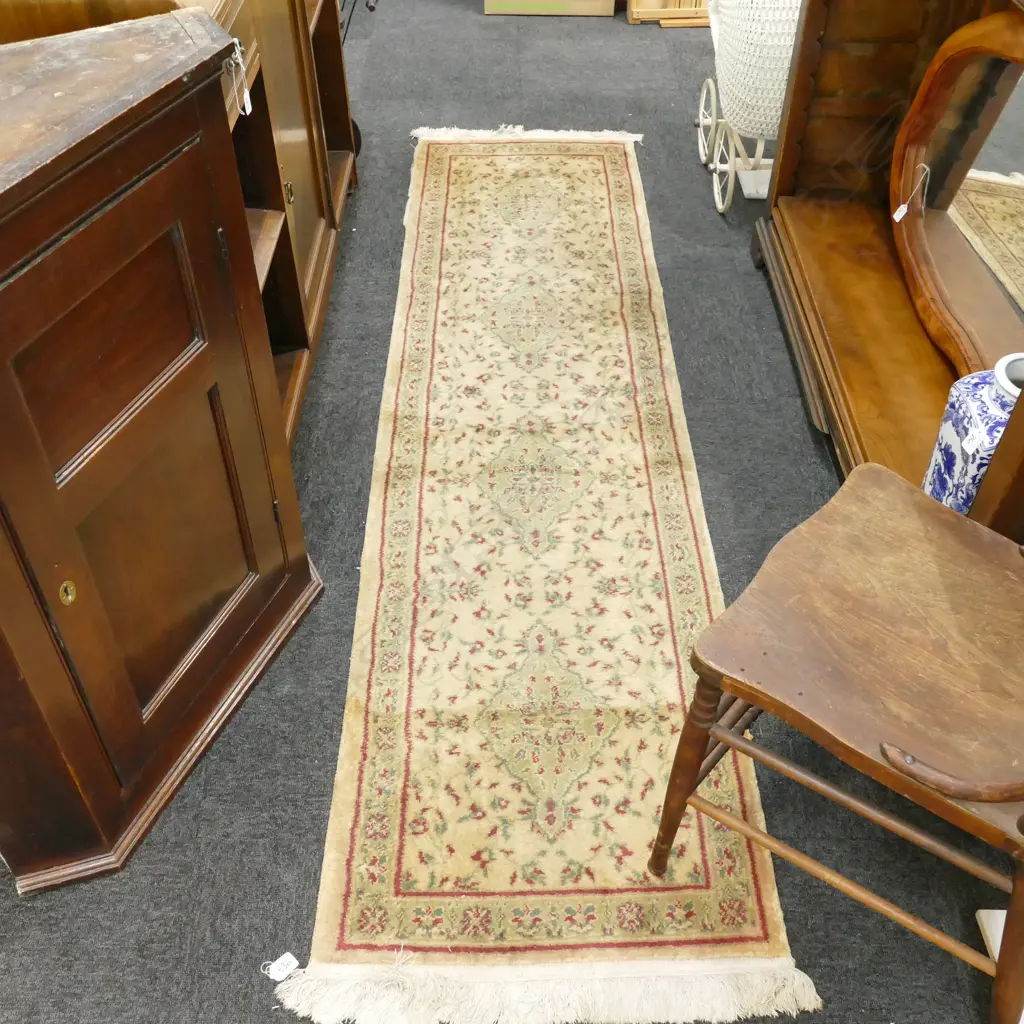 CARPET RUG RUNNER 2420MM X 610MM Image 1++