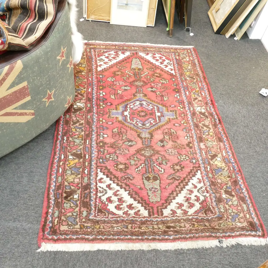 HAND WOVEN RUG 1580 X 1030MM  Image 1++