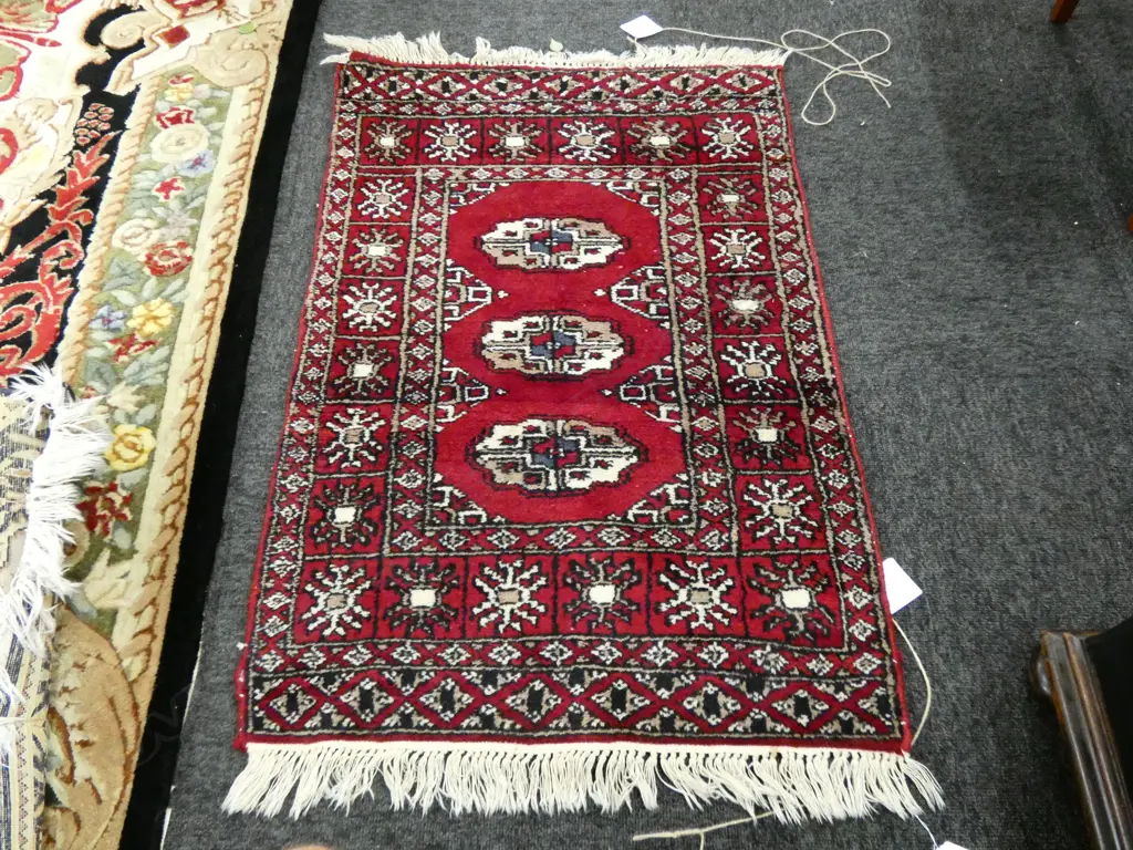 BOKHARA MAT 0.89 X 0.6M Image 1++