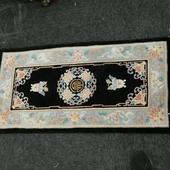 CHINESE RUNNER1.31 X 0.82M