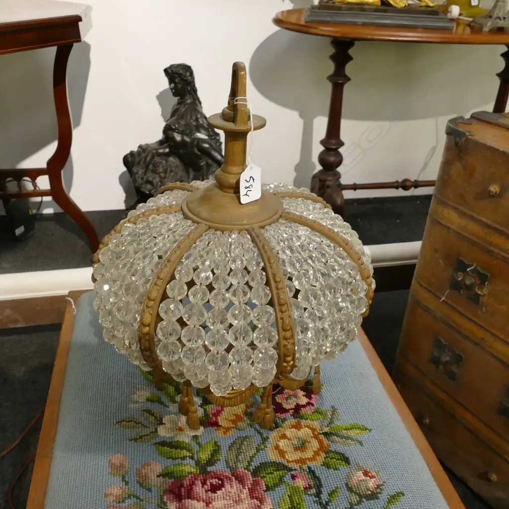 ORNATE CRYSTAL LIGHT FITTING Image 1++