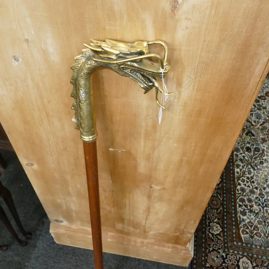 WALKING STICK WITH BRASS DRAGON HEAD 1M L Image 1++
