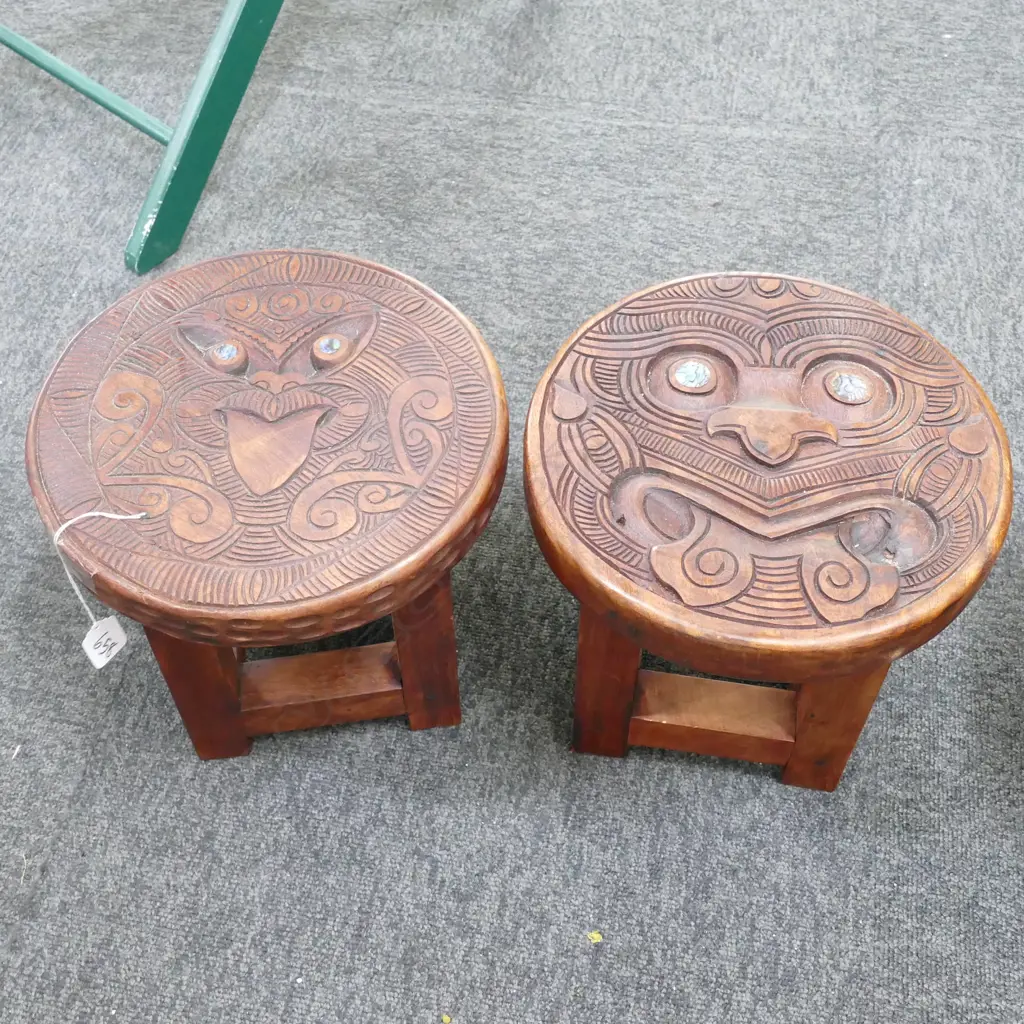 PR CARVED MAORI STOOLS 240MM H Image 1++