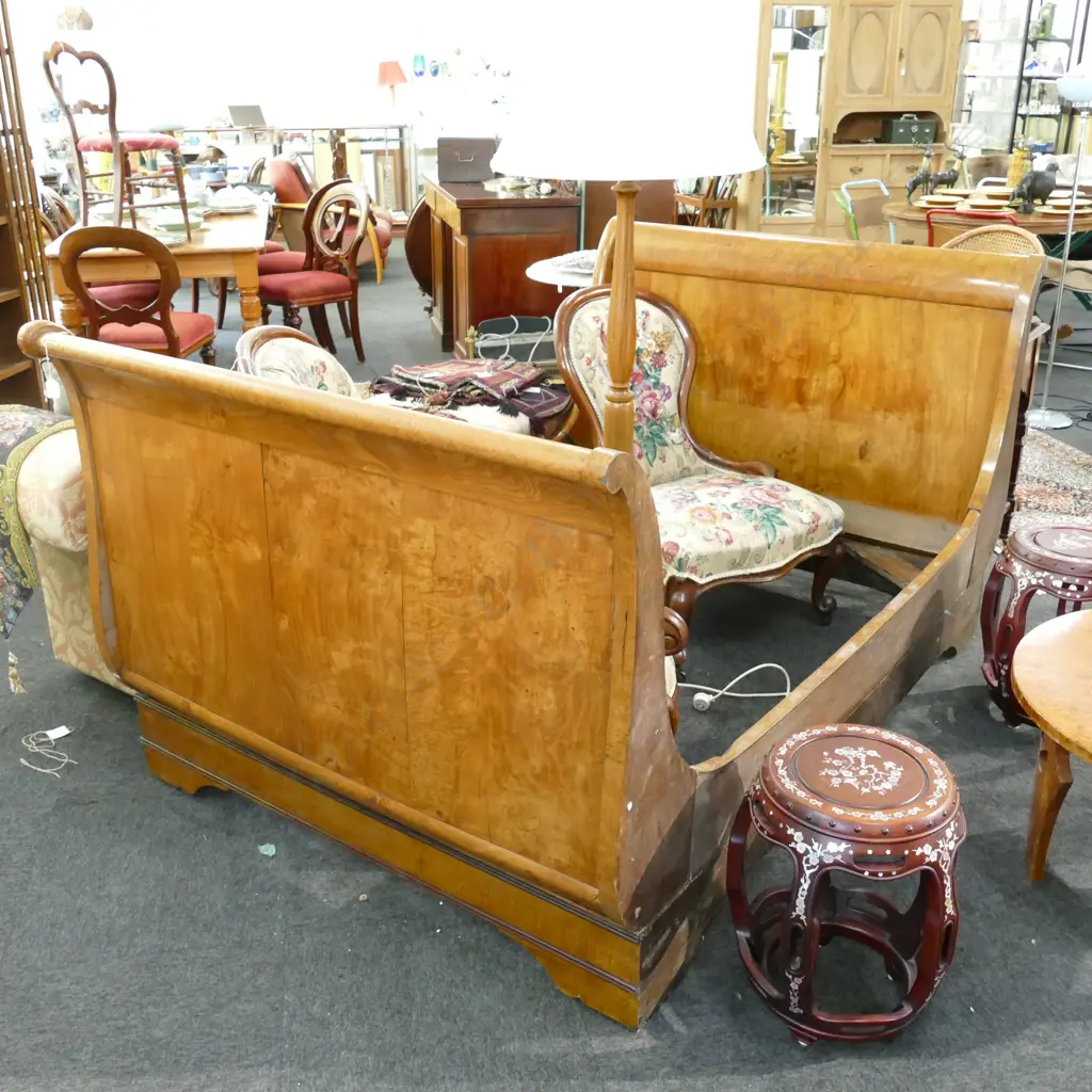 FRENCH ELM SLEIGH BED - DOUBLE Image 1++