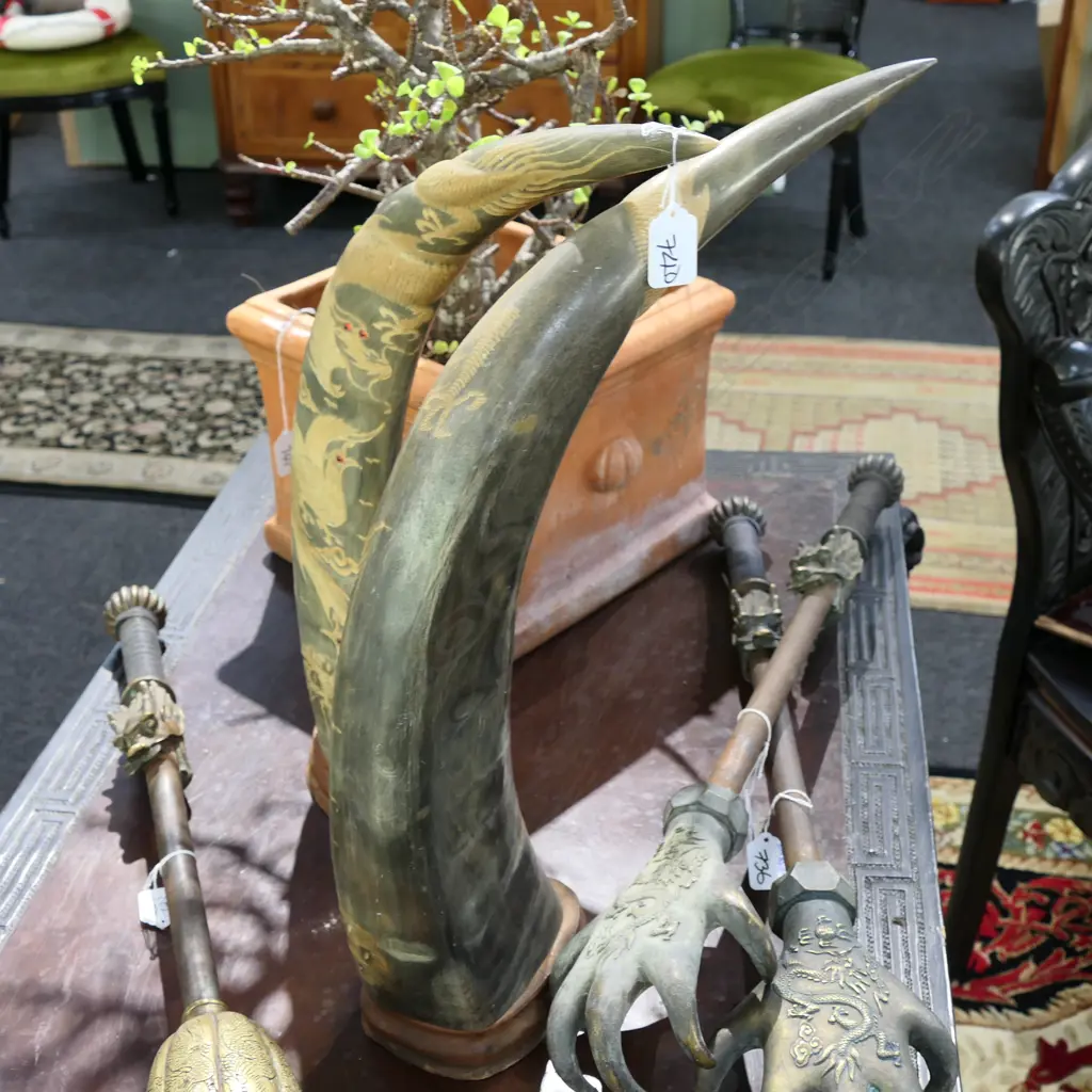 PR BUFFALO? HORNS DECORATED WITH CARVED DRAGONS & PHOENIX, H. 470MM Image 1++