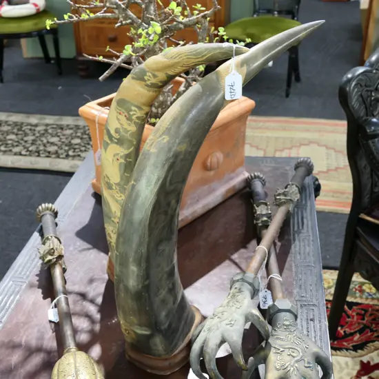 PR BUFFALO? HORNS DECORATED WITH CARVED DRAGONS & PHOENIX, H. 470MM