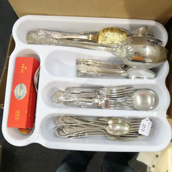 TRAY OF KINGS PATTERN CUTLERY ETC
