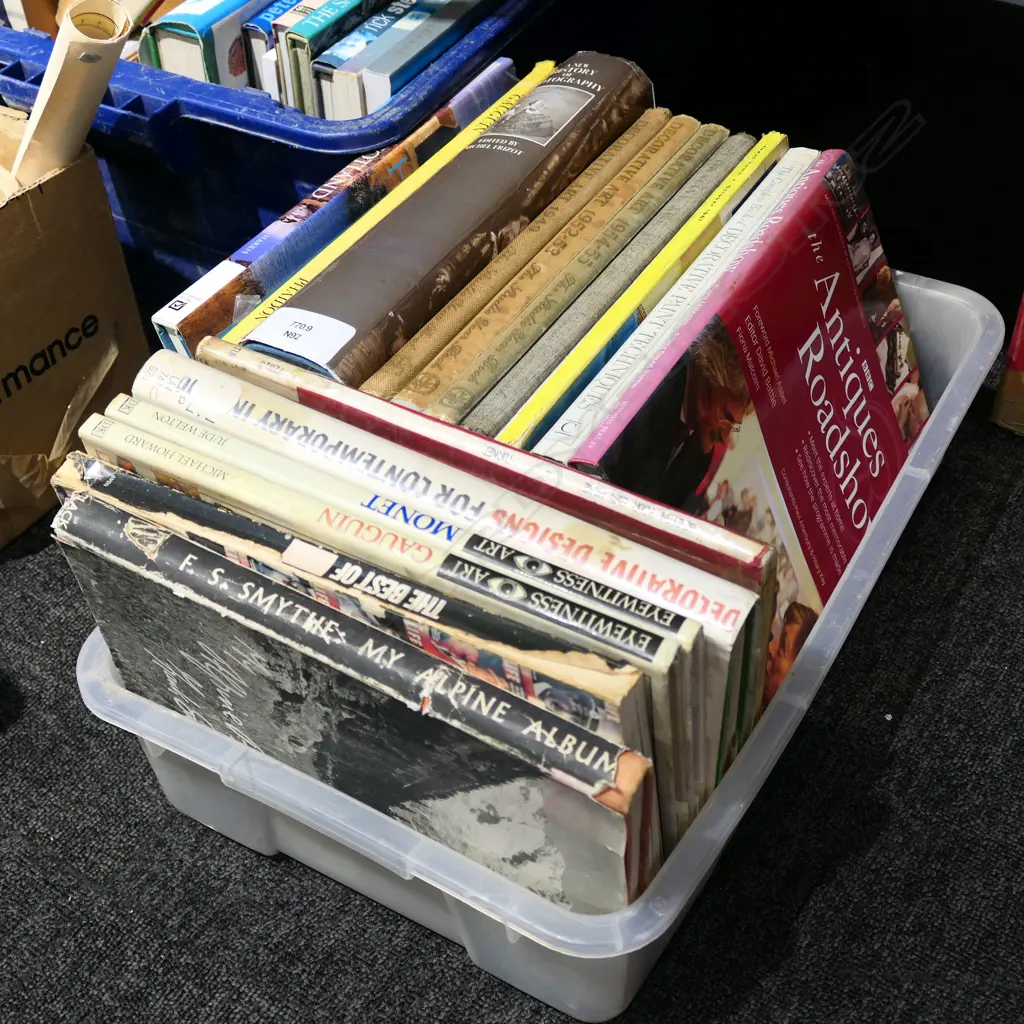 BOX ART BOOKS INCL 4 MID-CENTURY "STUDIO YEAR BOOKS" Image 1++