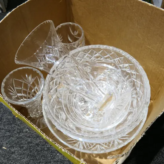 3 CUT CRYSTAL BOWLS + 3 VASES H 190 MM