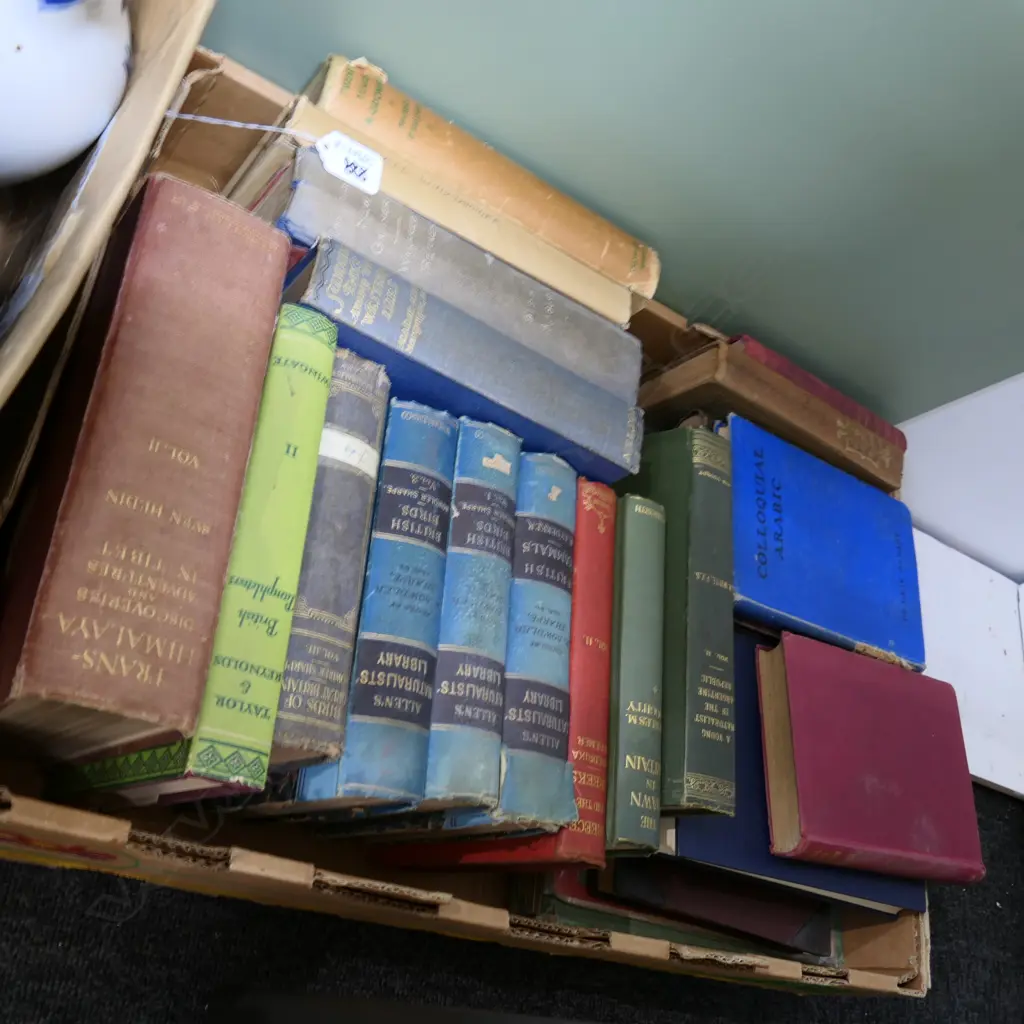 LOT ASSORTED BOOKS BIRDS NATURE ETC Image 1++