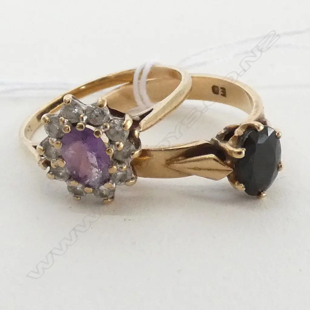 9CT GOLD AMETHYST CZ 7 CLUSTER RING + 9CT GOLD & SAPPHIRE RING CZ 6.5, 4.1GM TOTAL Image 1++