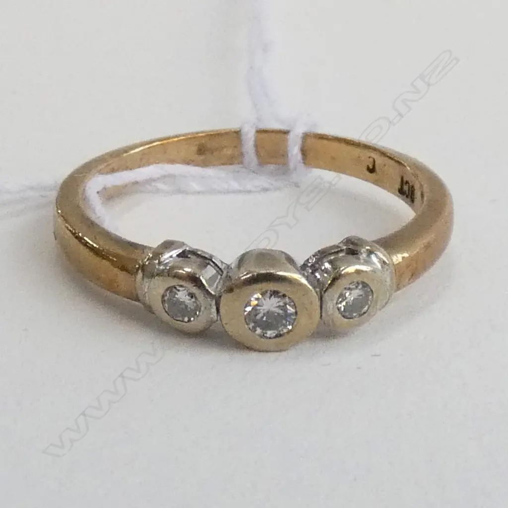 9CT & 3 DIAMOND RING RUB-OVER MOUNTS Image 1++