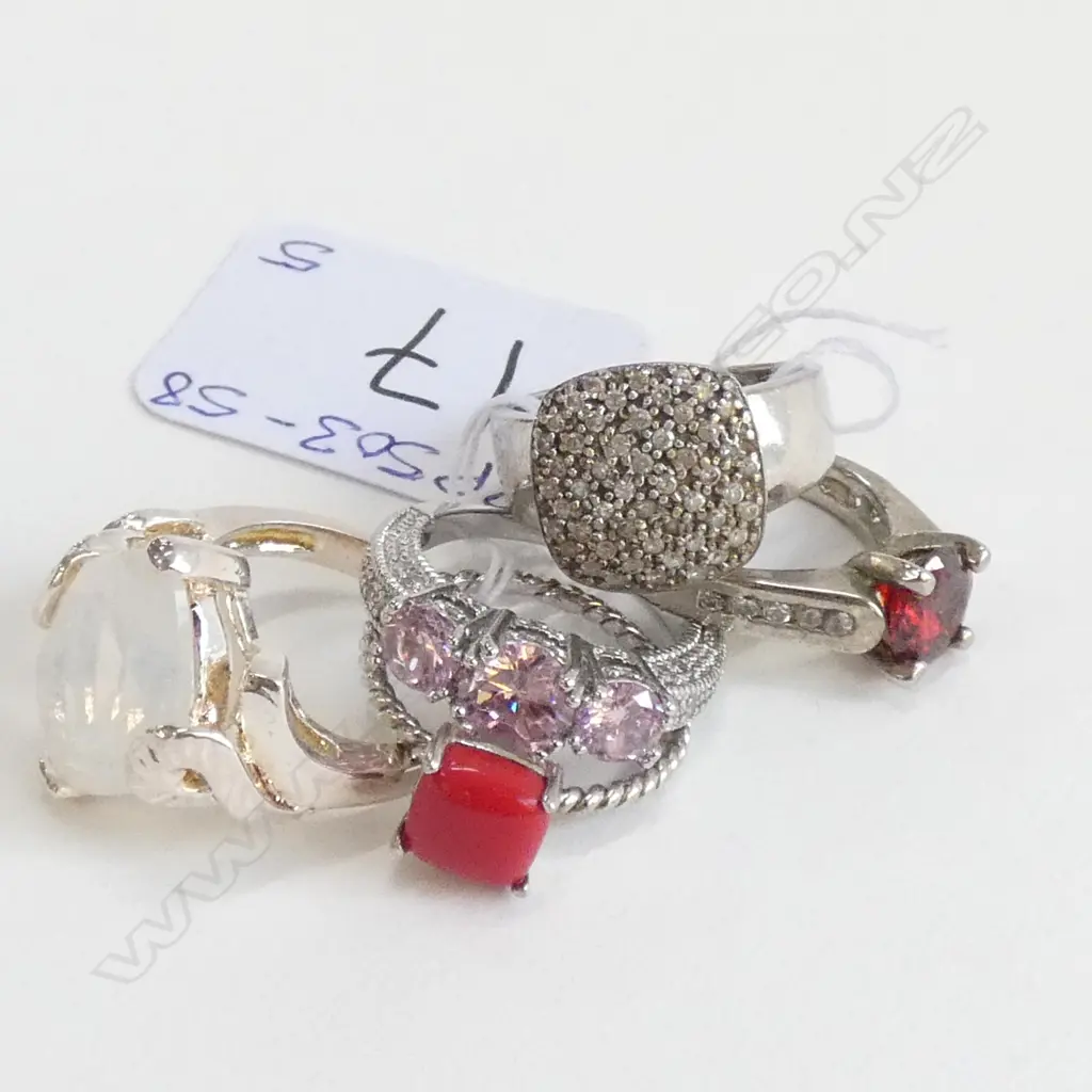 5 SILVER DRESS RINGS Image 1++