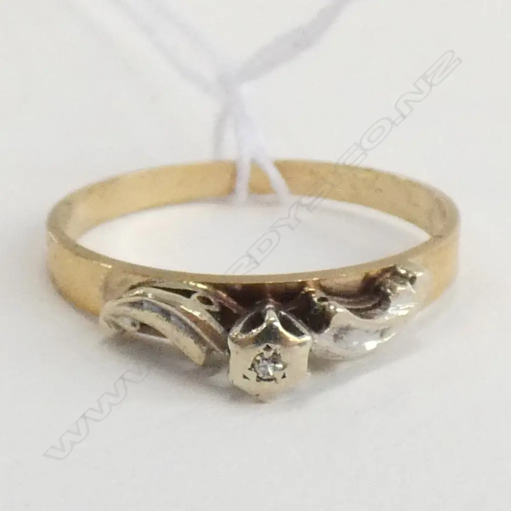 9CT DAIMOND SOLITAIRE RING Image 1++
