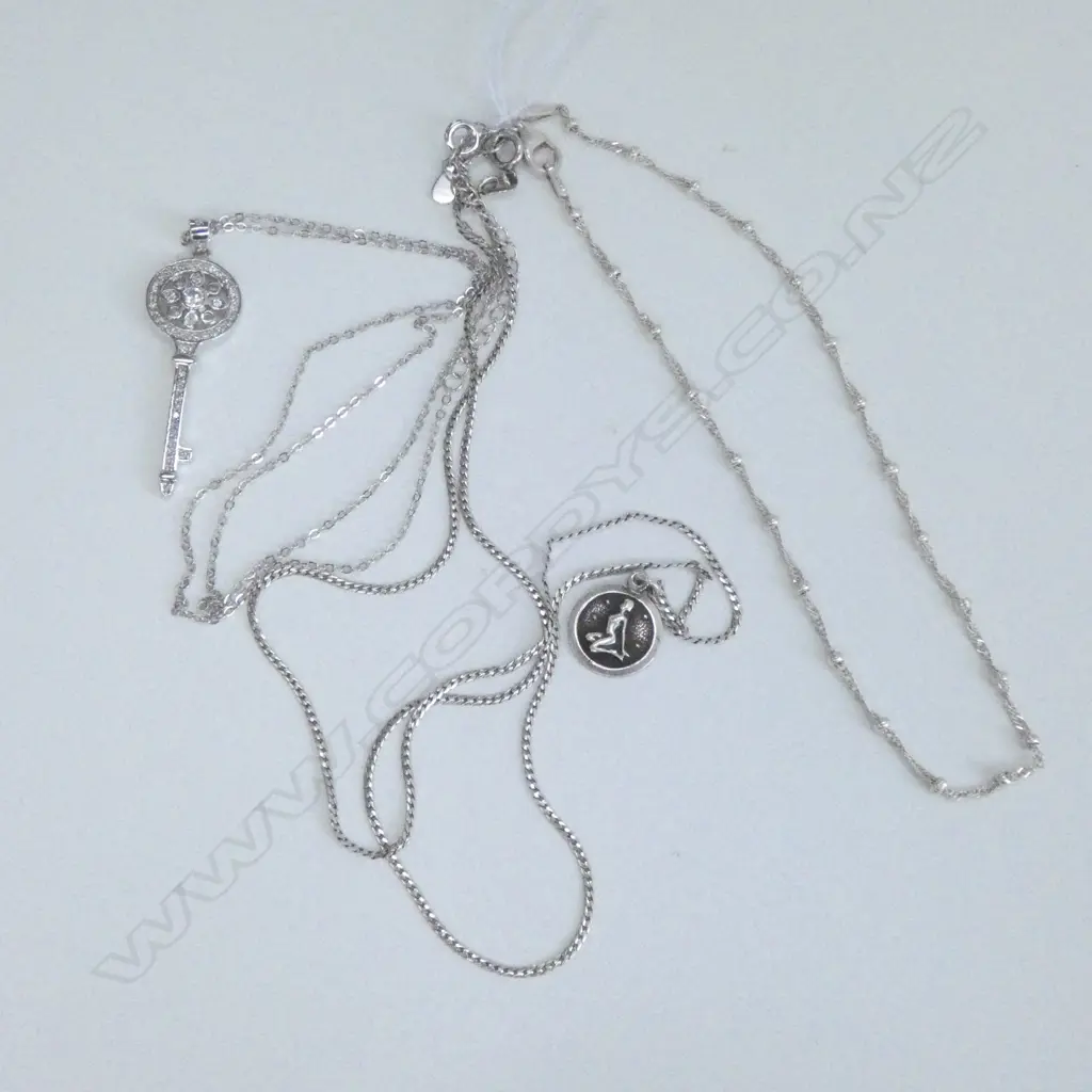 3 STG SILVER NECKLACES  Image 1++
