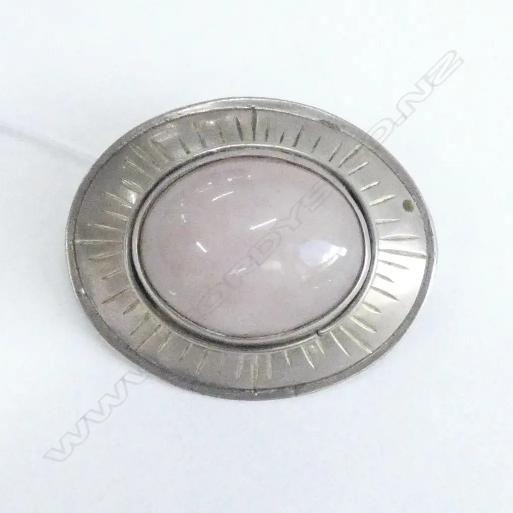 VINTAGE SILVER & ROSE QUARTZ BROOCH Image 1++