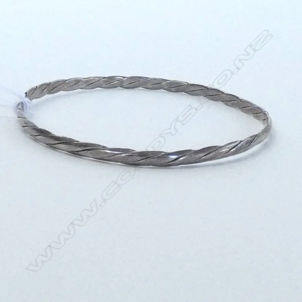 SWEDISH? STG SILVER BANGLE Image 1++