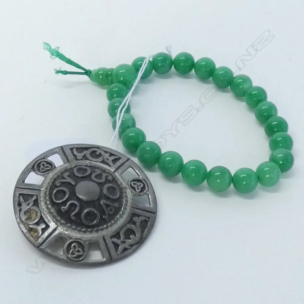 PEWTER MADE IN CORNWALL BROOCH + JADE BRACELET Image 1++