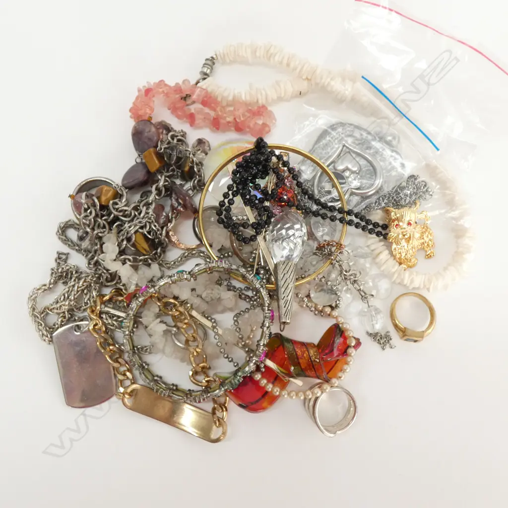 BAG GOOD COSTUME JEWELLERY Image 1++
