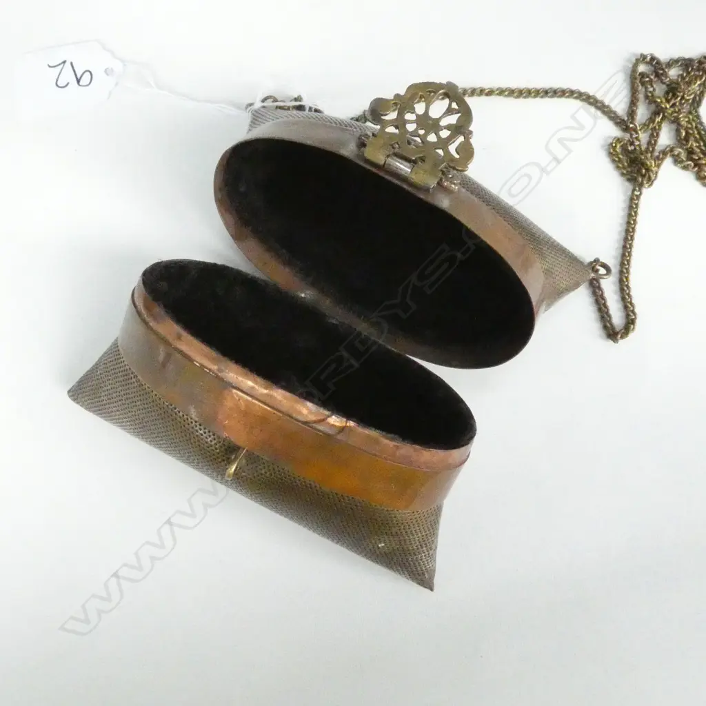 ARTS AND CRAFTS COPPER HANDBAG/PURSE Image 1++