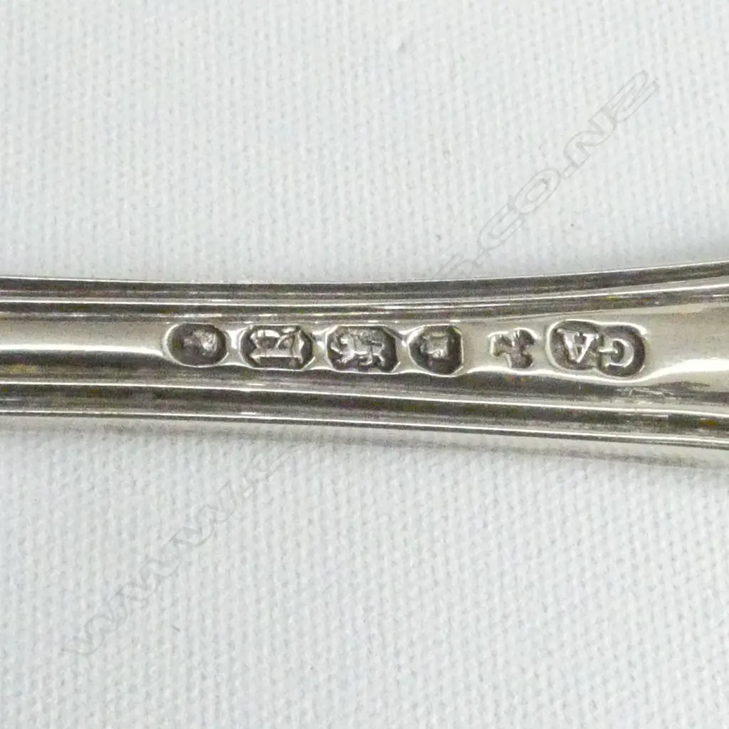VICT. SILVER KINGS PATTERN SAUCE LADLE LONDON 1856 Image 1++
