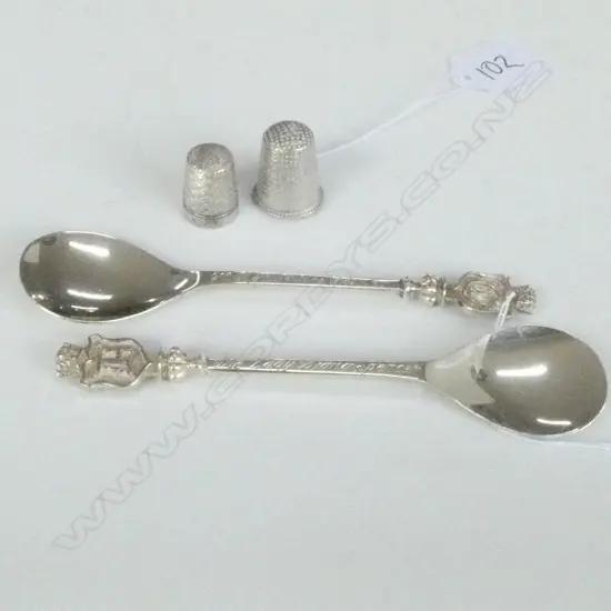 2 STG SILVER SPOONS + 2 THIMBLES (1 S/SILVER)