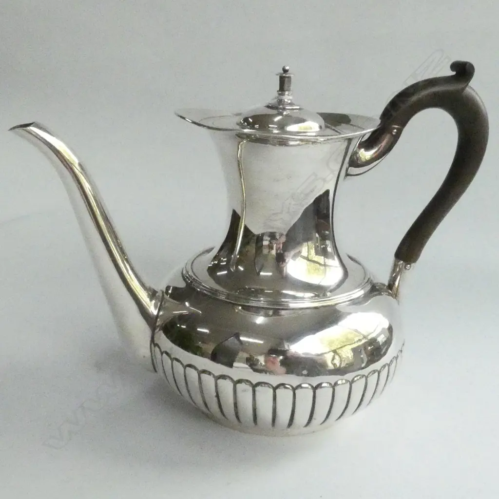 HEAVY SILVER COFFEE POT BIRMINGHAM 1906 763gm Image 1++